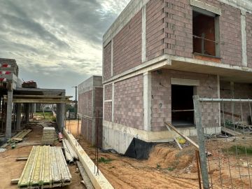 Lopes Soares construtora e remodelação. - Oeiras - Reparación de suelos de baldosas o piedras o reemplazo parcial