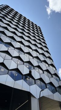 Jaspi Rope Access - Sintra - Windows Cleaning