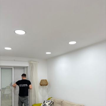 ObrasAndrade - Lisboa - Stromgenerator reparieren