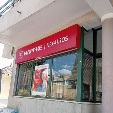 Kairóscleaningservice seus vidros brilhantes - Bragança - Reinigung