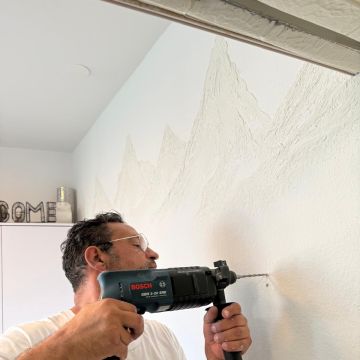 Eneider Souza - Figueira da Foz - Trockenbau reparieren und Oberflächenstruktur geben