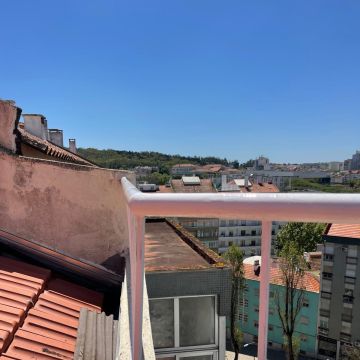 Metalobra - Sintra - Construção ou Remodelação de Escadas e Escadarias