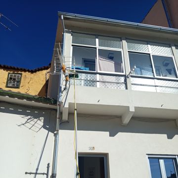 Kairóscleaningservice seus vidros brilhantes - Bragança - Reinigung