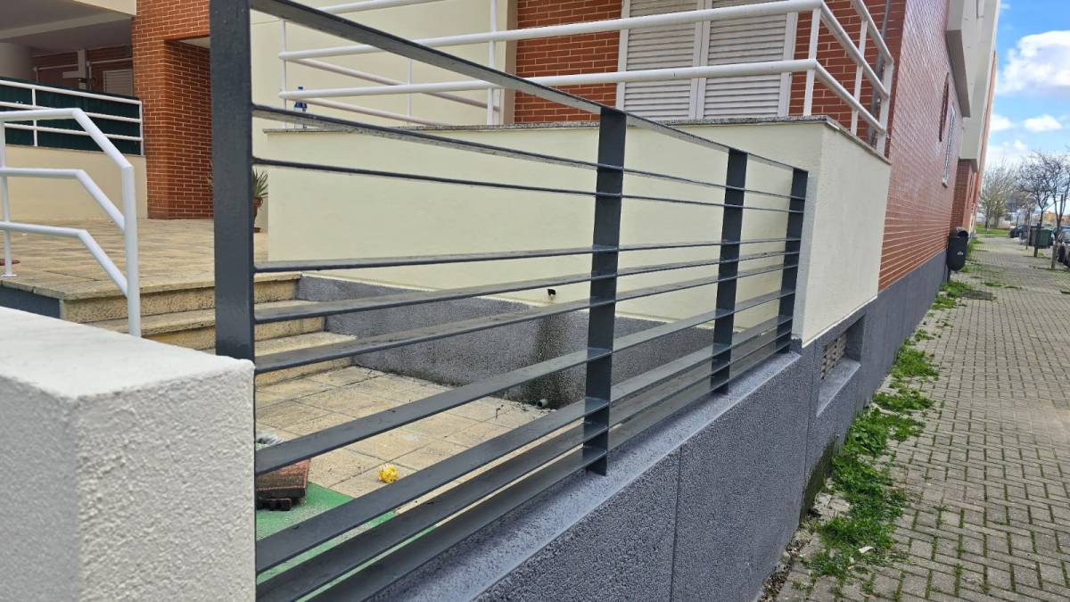 JZ MESSIAS - Barreiro - Malerarbeiten an Gebäuden