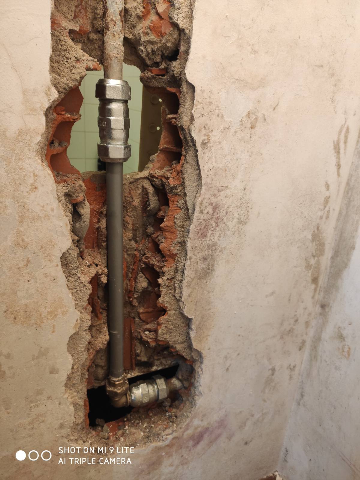 Rogério Campos Costa - Vila Nova de Gaia - Problemas Elétricos e de Cabos