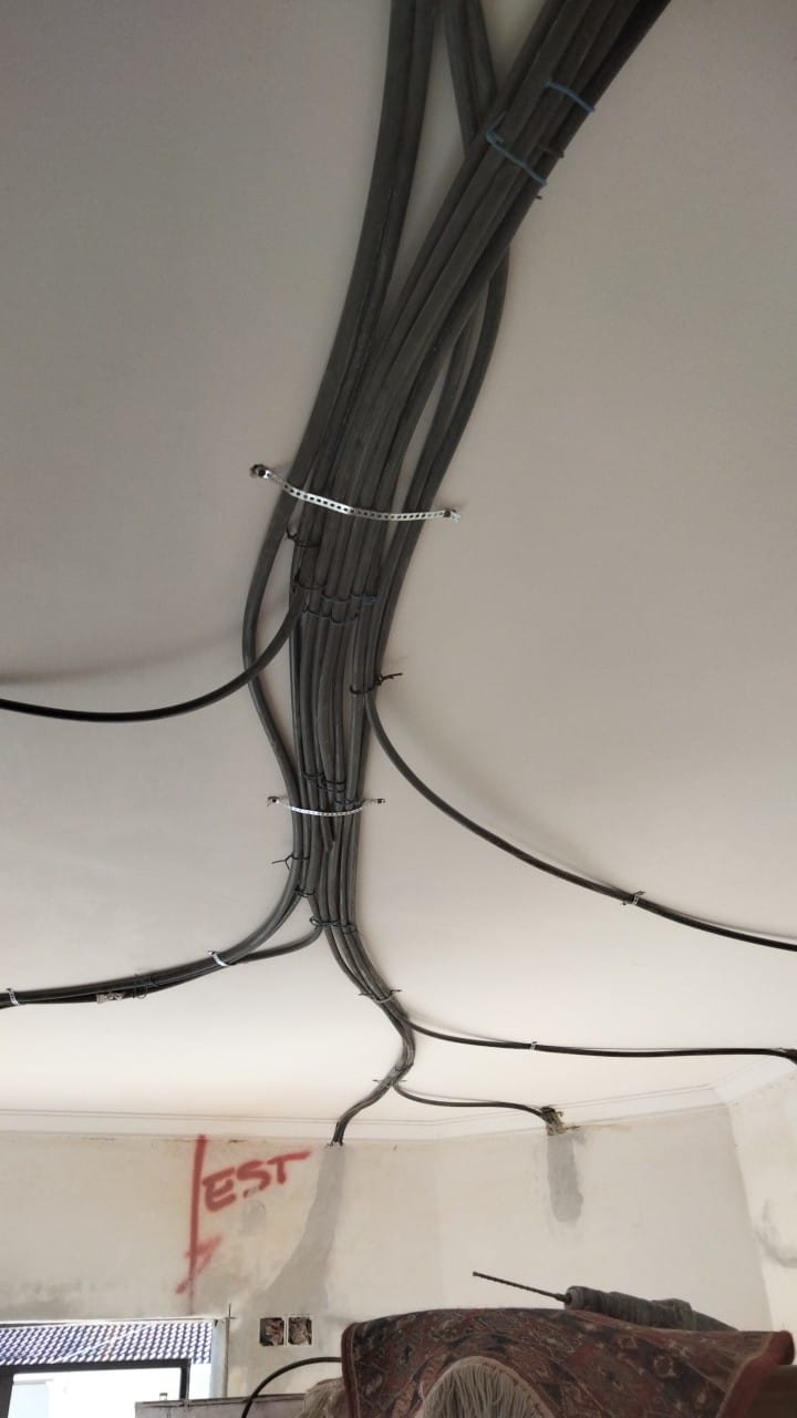Brito Remodelação e instalação - Valongo - Instalación de pladur y cortinajes