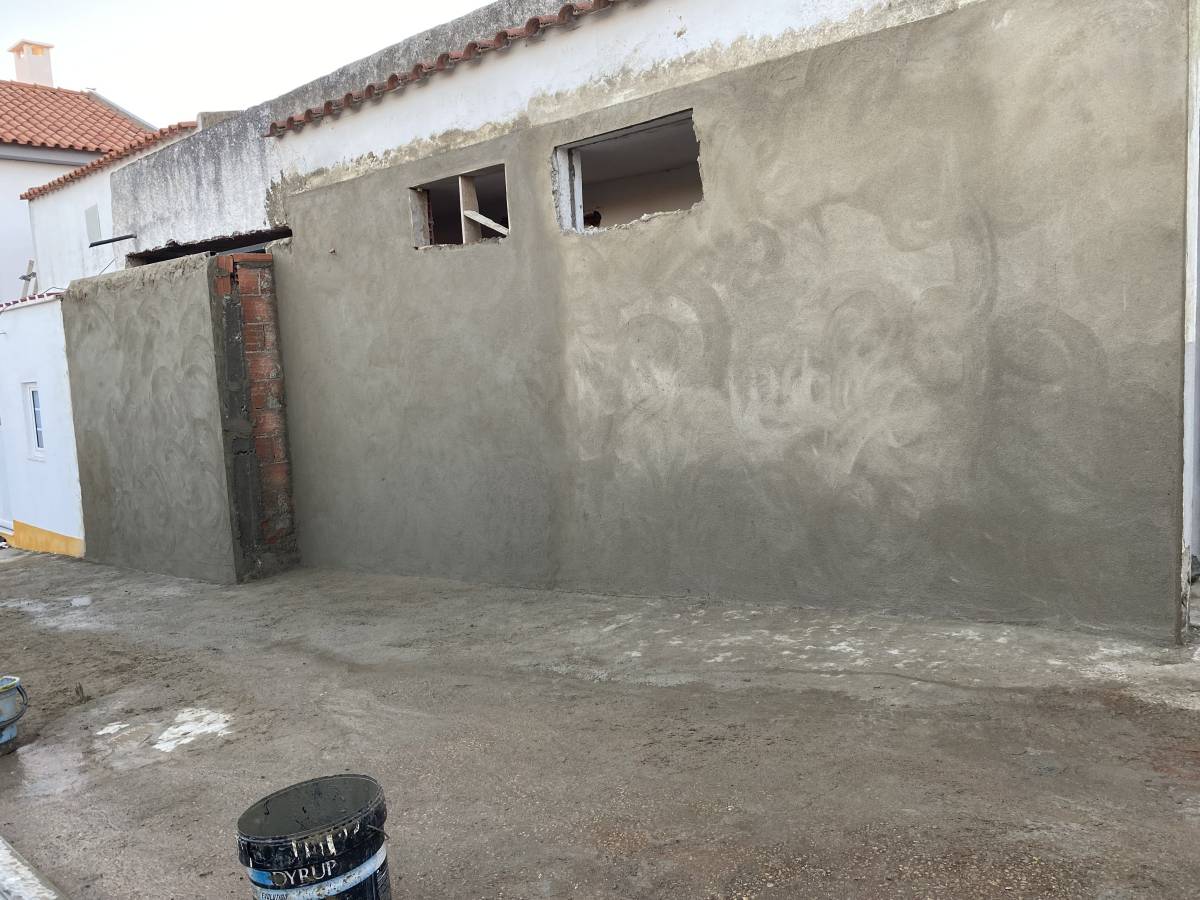 Sérgio Reis - Oeiras - Stone or Tile Flooring Installation