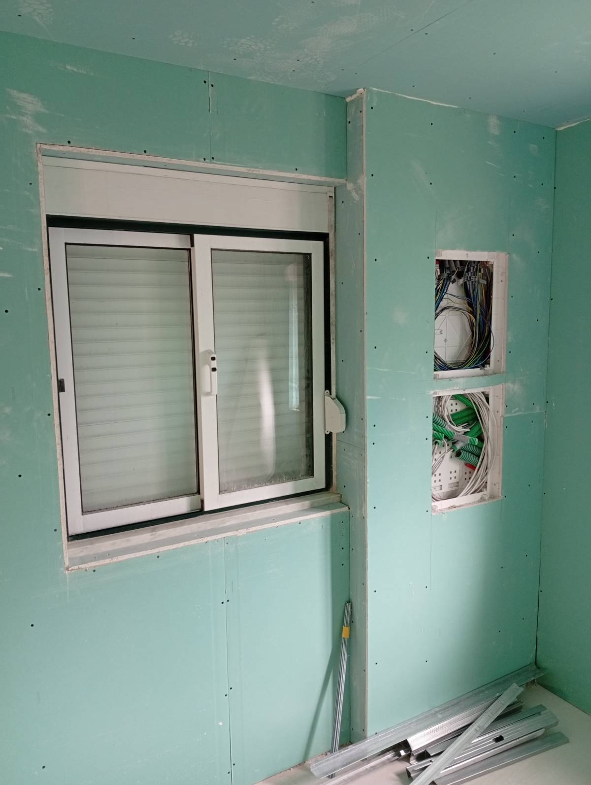 DMS Remodelação Especializada - Leiria - Construção de Parede Interior