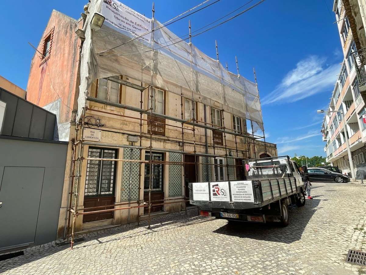 Rodrigo Sequeira Unipessoal Lda - Lisboa - Remodelação de Casa de Banho