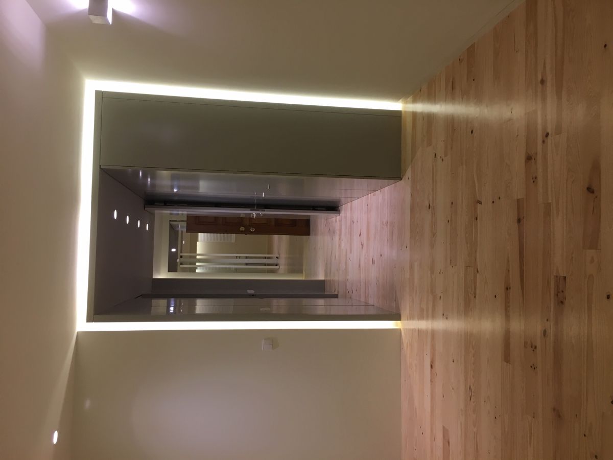 João Pedro Lopes - Felgueiras - Stone or Tile Flooring Installation