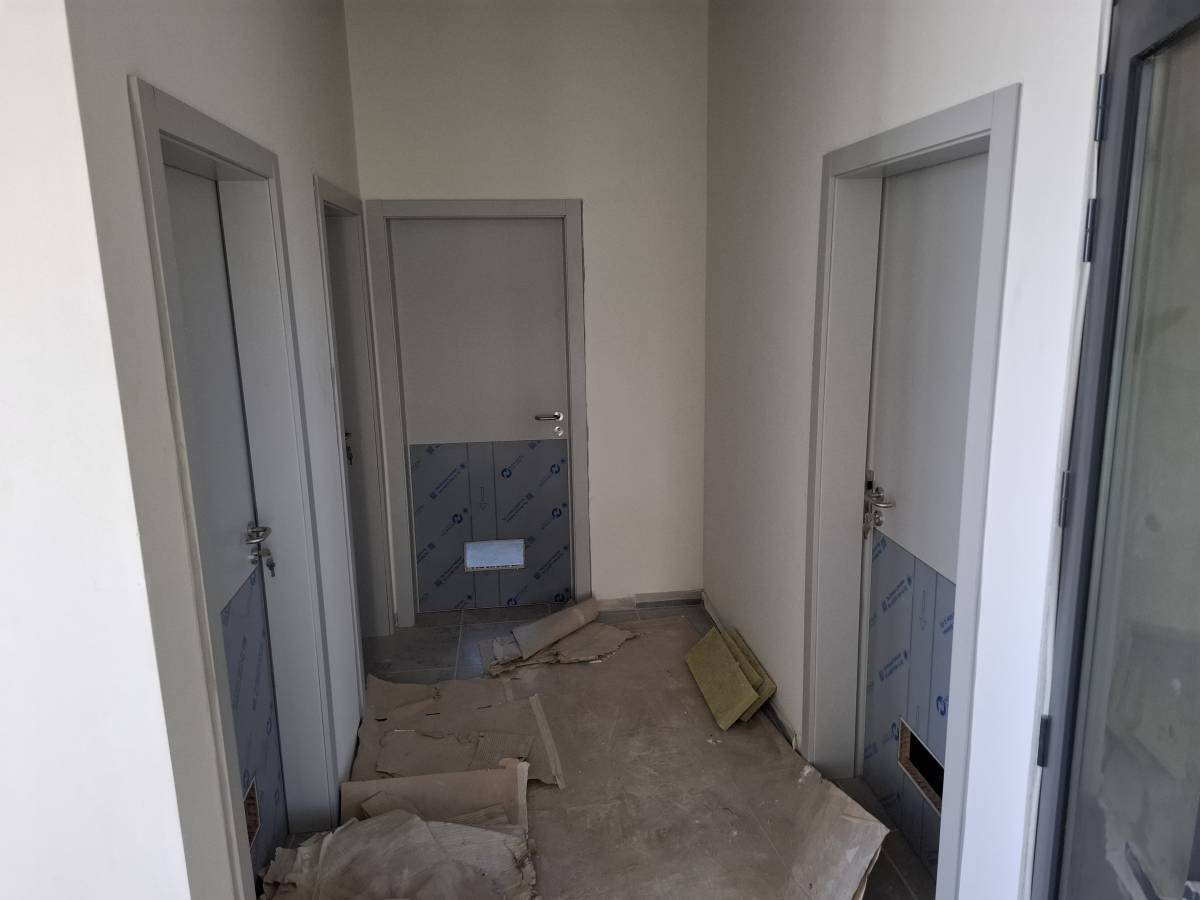 Osvaldo capila - Amarante - Schrank reparieren