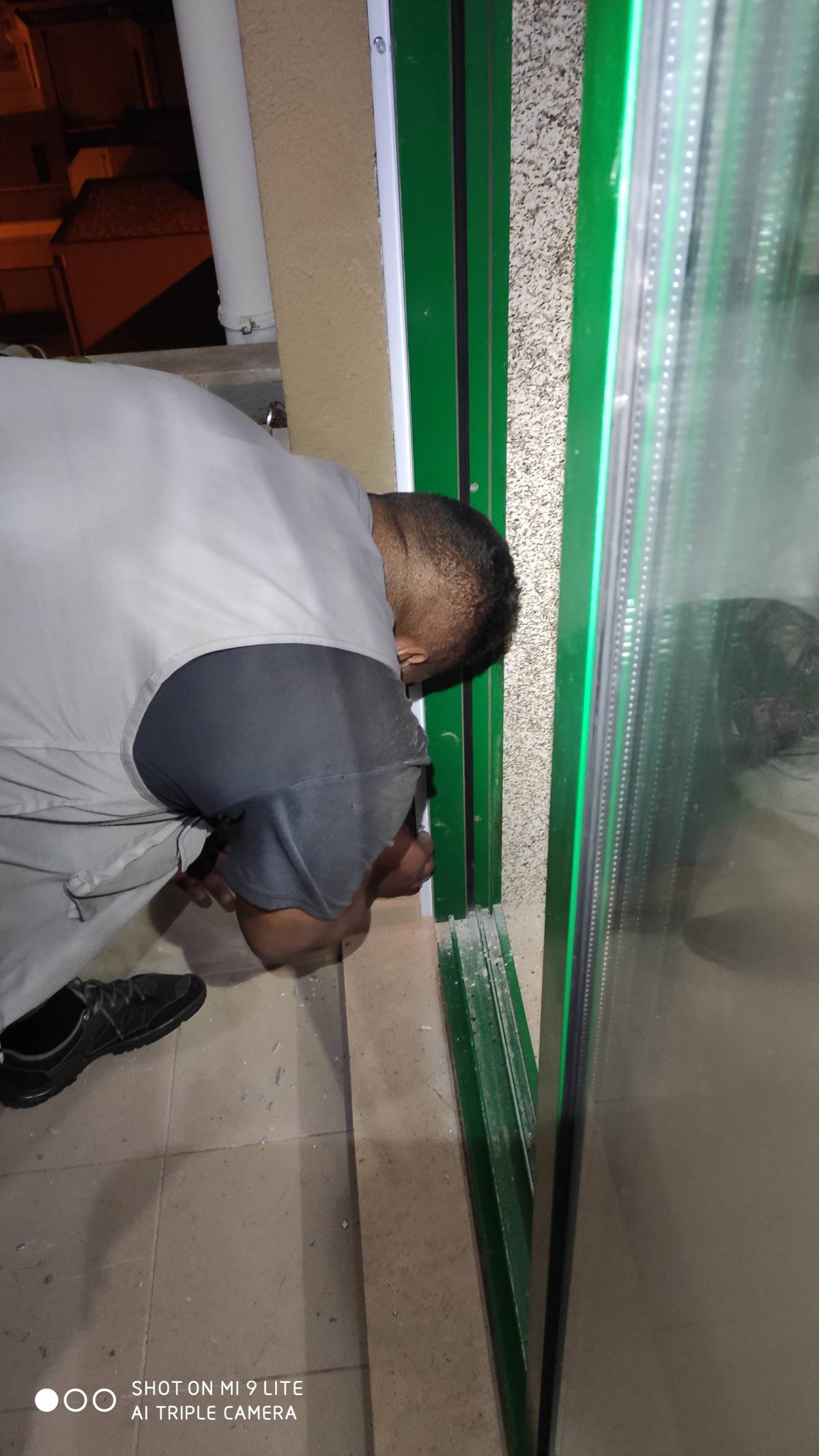 Rogério Campos Costa - Vila Nova de Gaia - Instalação de Interruptores e Tomadas
