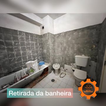 Enjoy Handyman Portugal (JorgeLuiz&EnedinnaSantos) - Vila Nova de Gaia - Reparação de Portadas