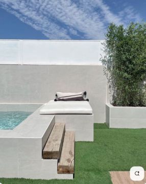 Swimmingpool instandsetzen