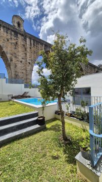 JMC Jardins - Oeiras - Pose de gazon en rouleaux