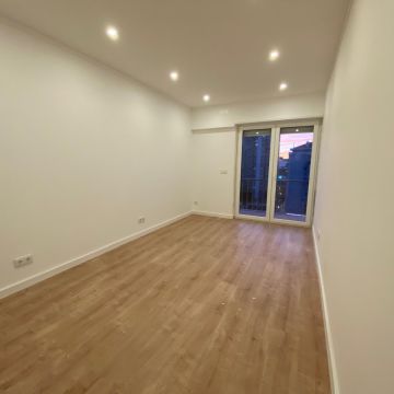 7ª Casa - Lisboa - Corte de hormigón