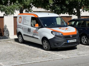 Enjoy Handyman Portugal (JorgeLuiz&EnedinnaSantos) - Vila Nova de Gaia - Revestimento de Casa de Banho
