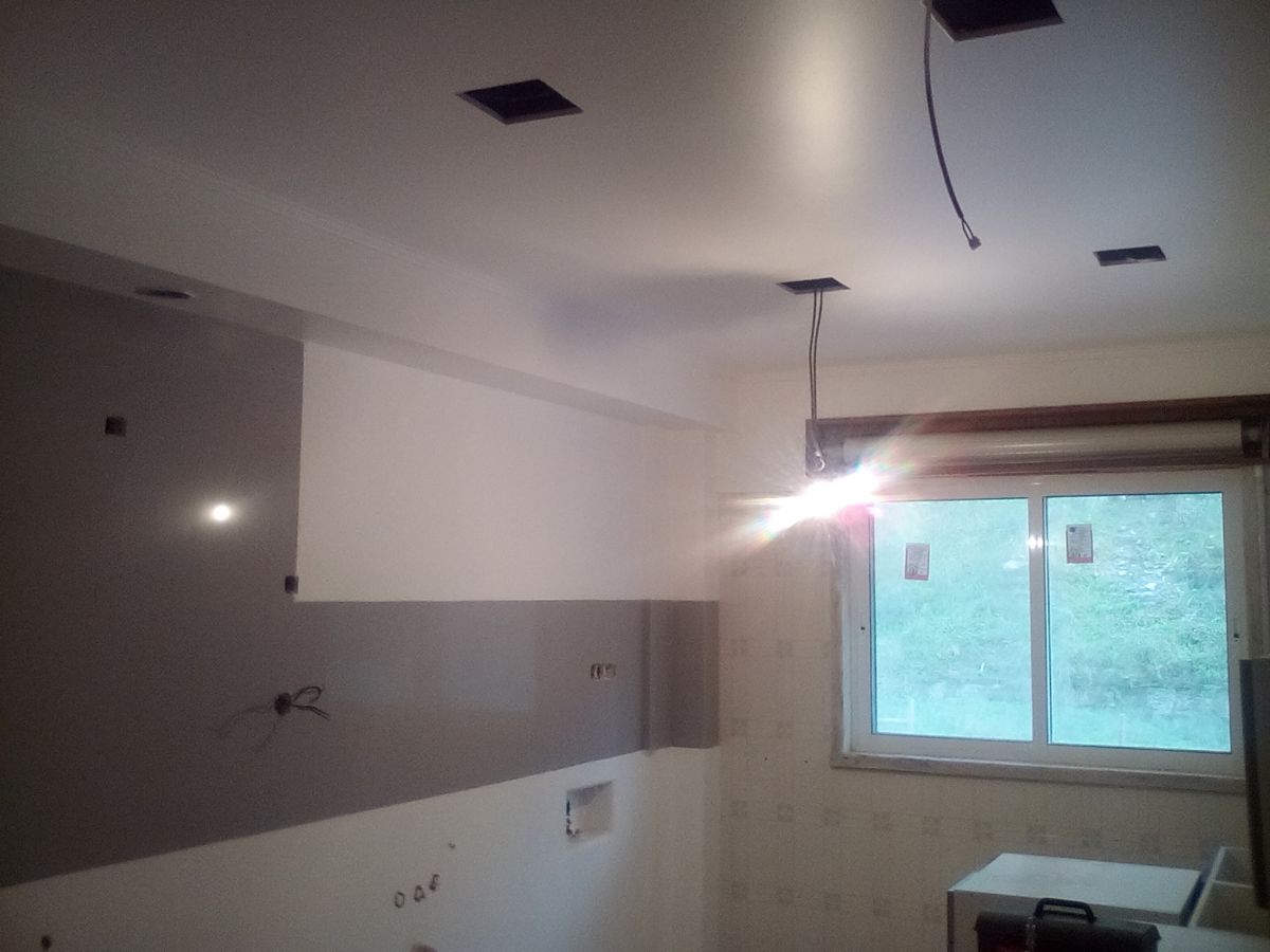 Marco Antonio Cardoso dos Santos - Amadora - Countertop Installation