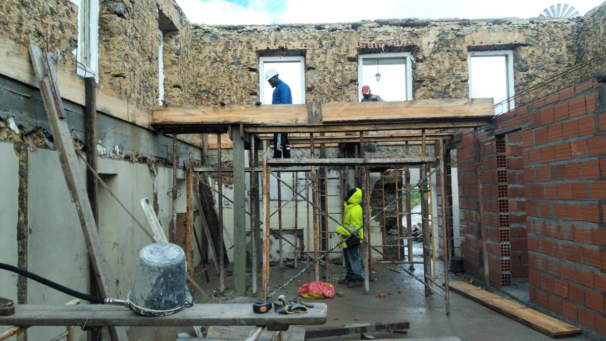Navegante Construções-Engenharia & Construção - Setúbal - Manutenção e Reparação de Terraço