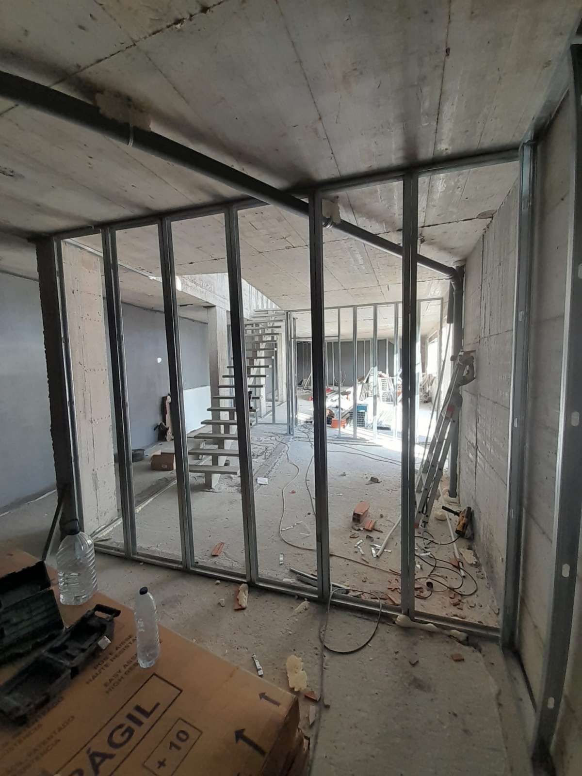 Paulo Marcos - Ourém - Interior Wall Addition