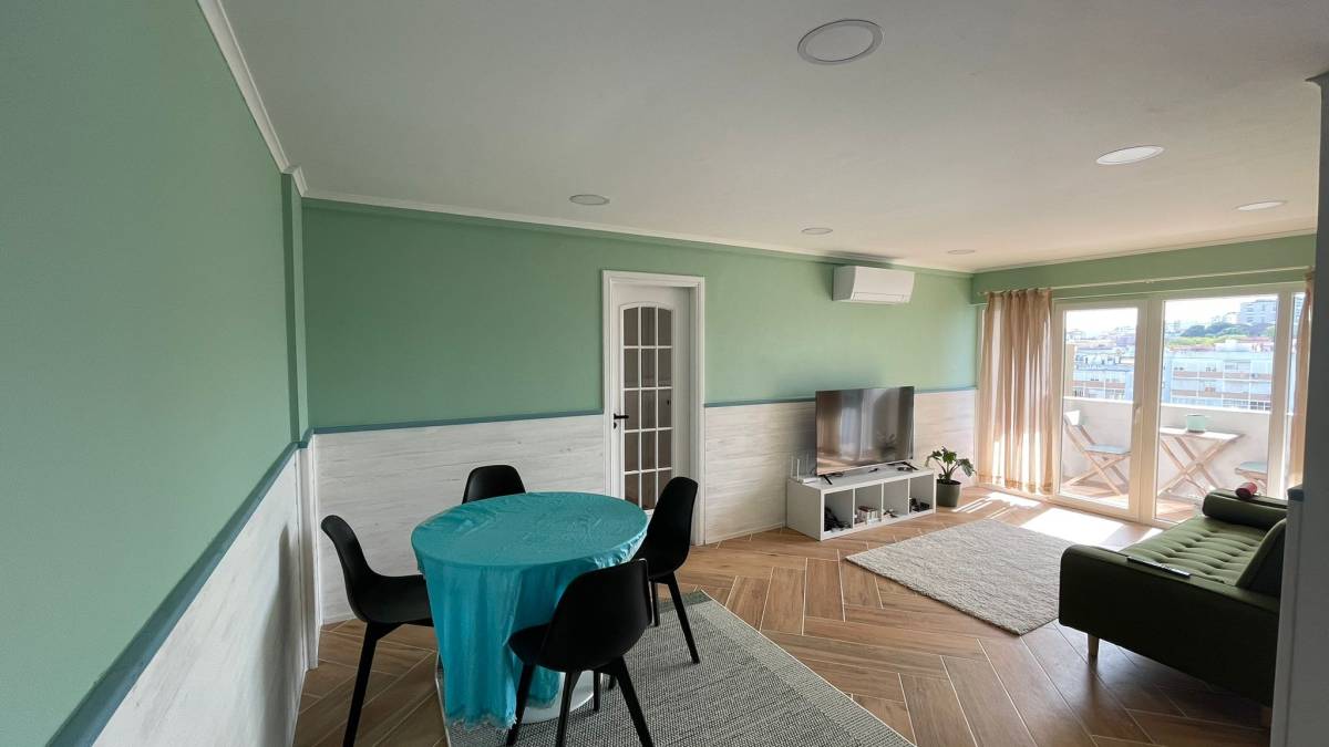 Casafixa - Setúbal - Retoque de Pavimento em Madeira