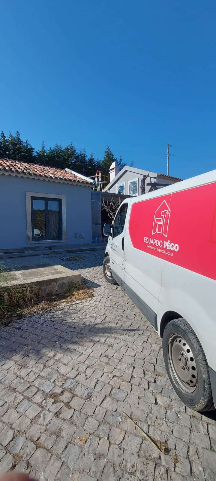 Eduardo Pêgo Construção lda. - Caldas da Rainha - Fensterläden reparieren