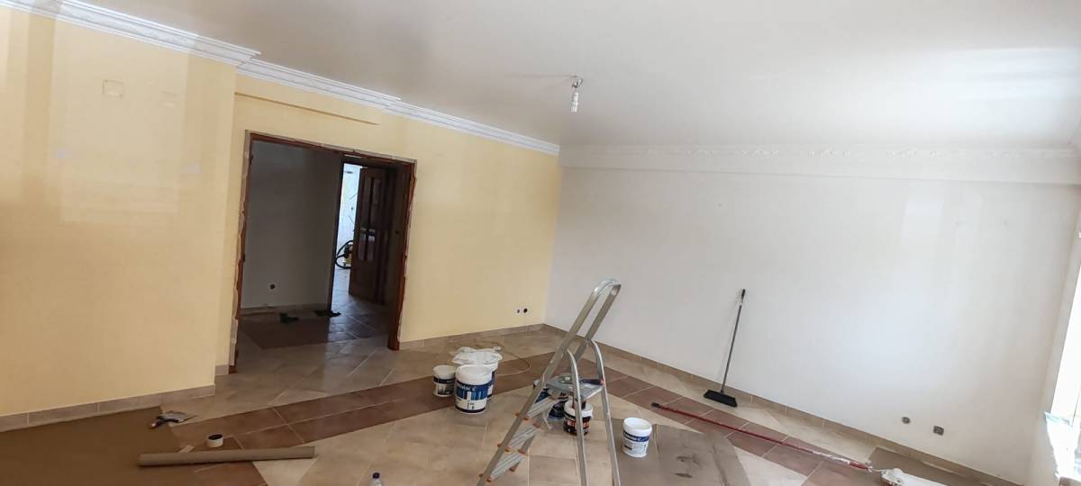 Obras Remodelações e montagens em geral - Sintra - Reparação e Texturização de Paredes de Pladur