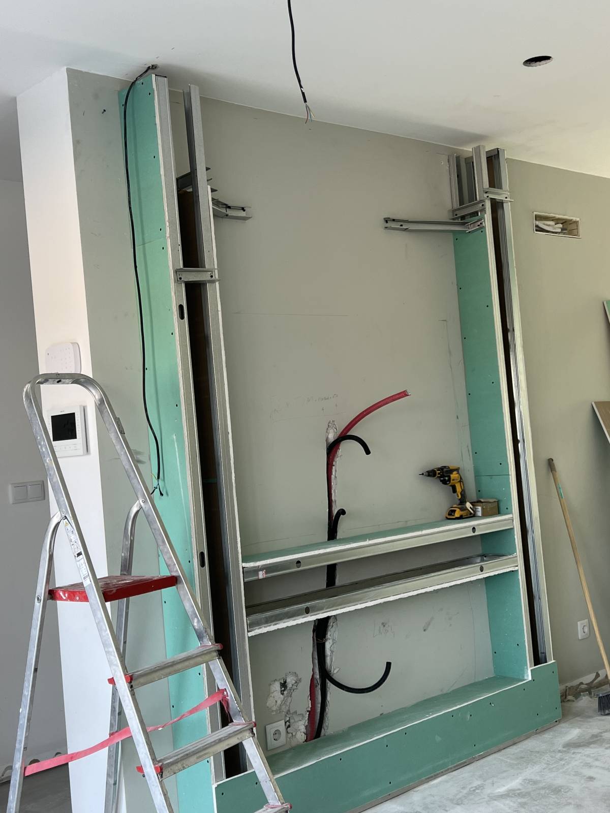 Ds.Remodelações&construções - Almada - Instalação ou Substituição da Canalização Exterior