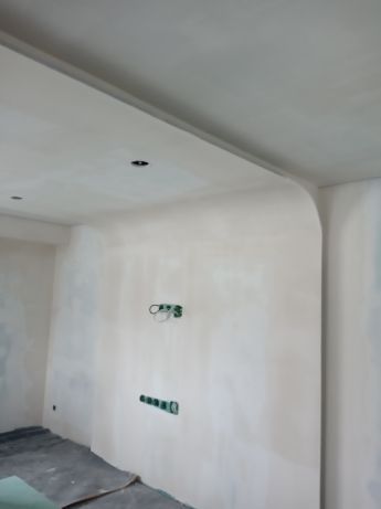 Gilberto de Oliveira construções uni pessoal lda - Leiria - Zimmerrenovierung