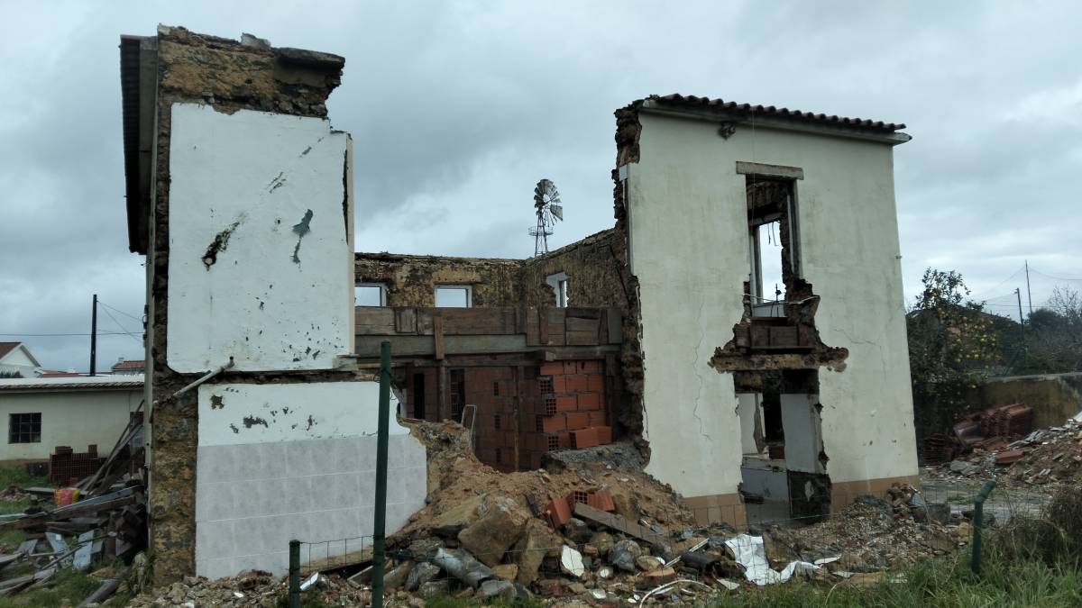 Navegante Construções-Engenharia & Construção - Setúbal - Telhados e Coberturas