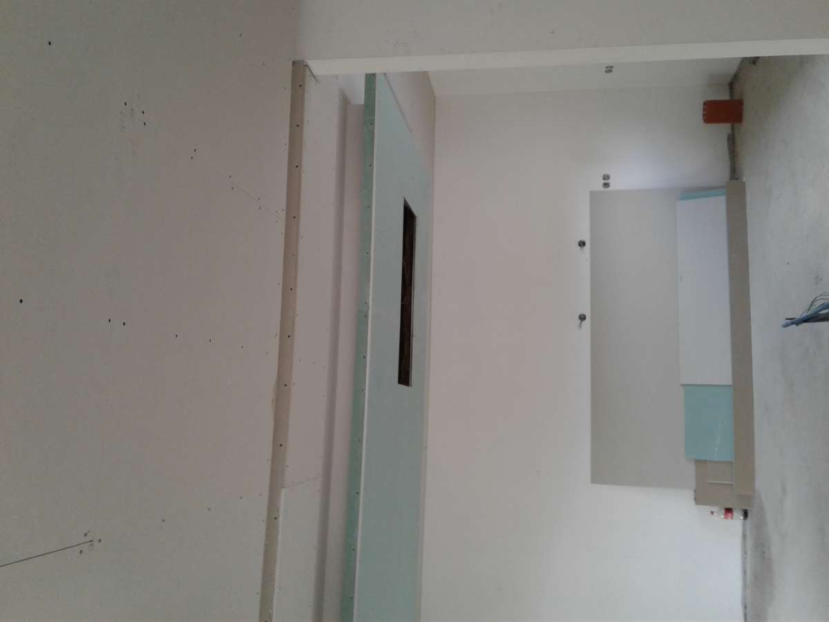 Gilberto de Oliveira construções uni pessoal lda - Leiria - Innenwand einbauen