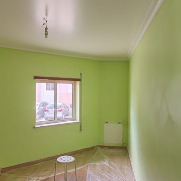 Obras Remodelações e montagens em geral - Sintra - Revestimento de Pavimento