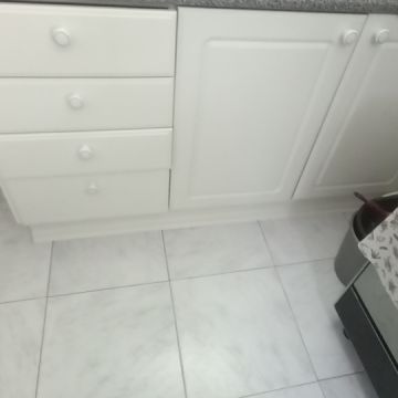 Edson Jesus - Setúbal - Tile Installation