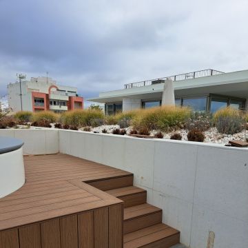 GS carpintaria, Decks, pergolas, pisos flutuantes. - Portimão - Instalação ou Substituição de Telhado
