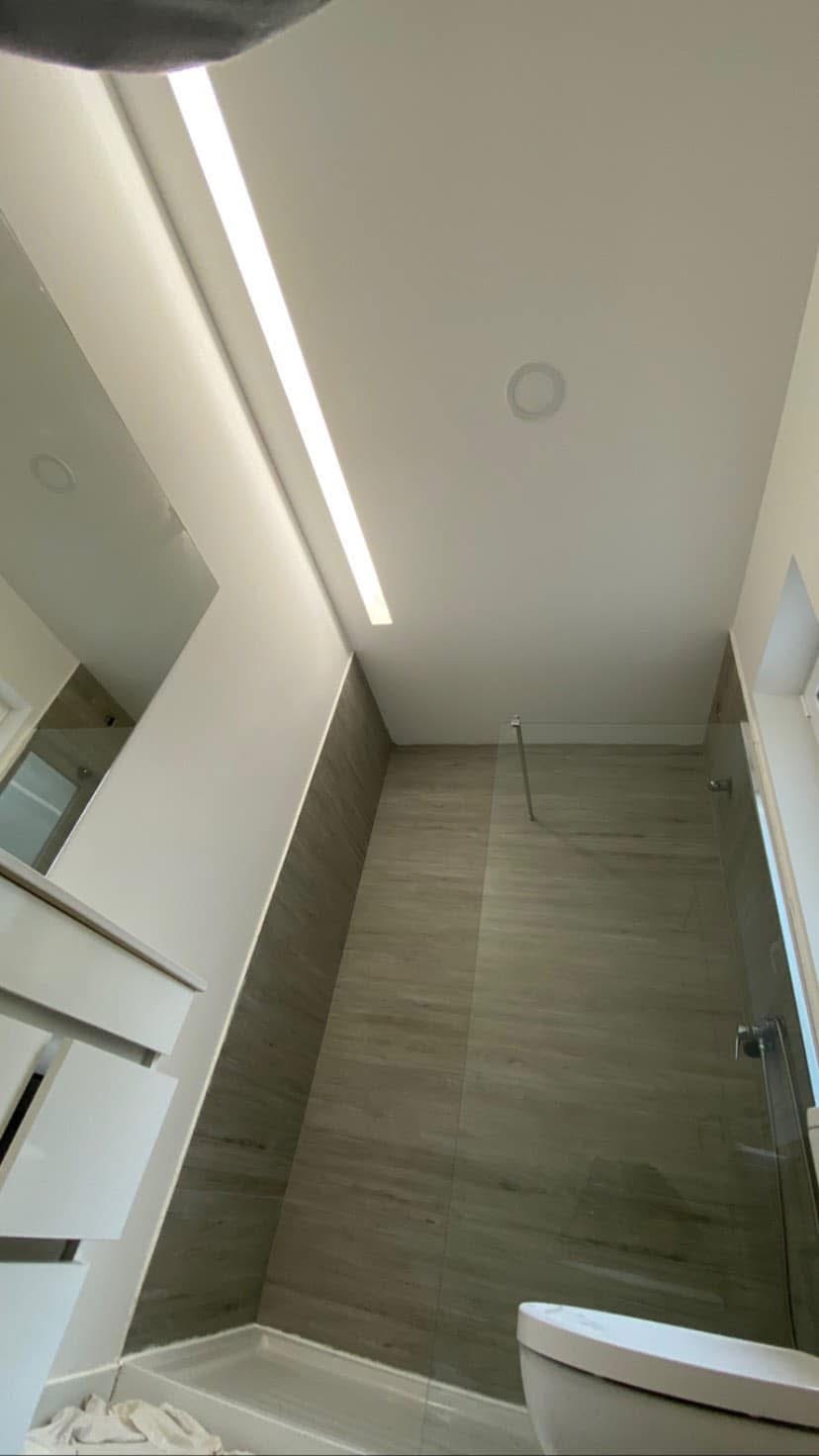 AntunesPinturas - Tomar - Peinture de portes