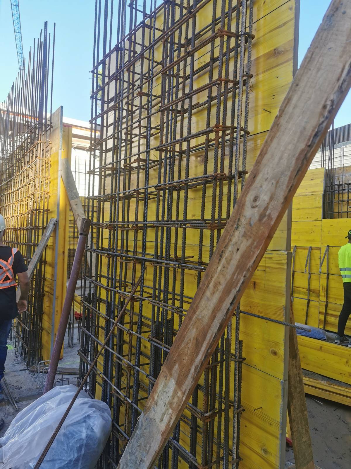 Engº Charles Martins - Albufeira - Demolição de Construções