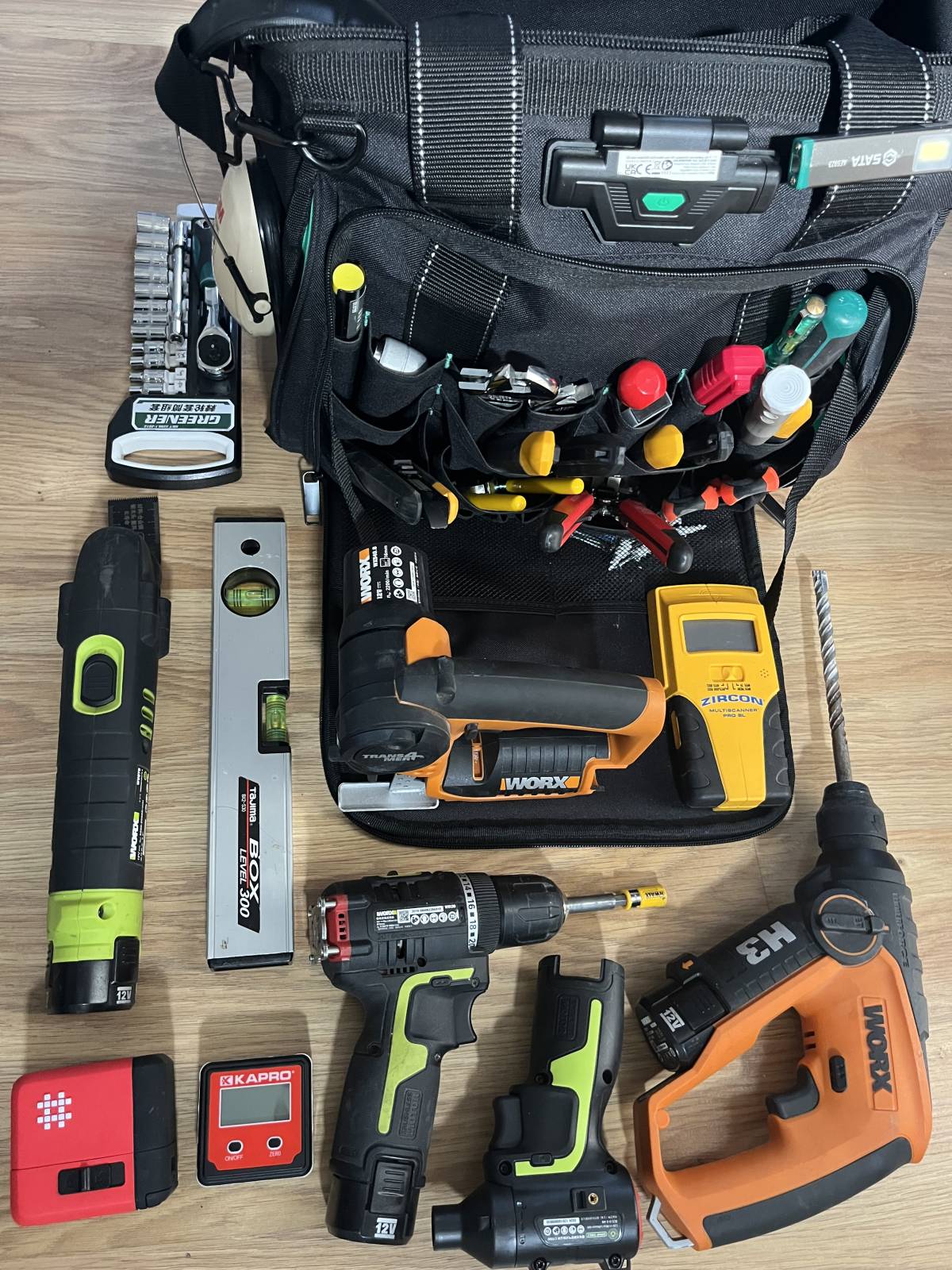 David Suen - Lourinhã - Montagem de Equipamento Desportivo