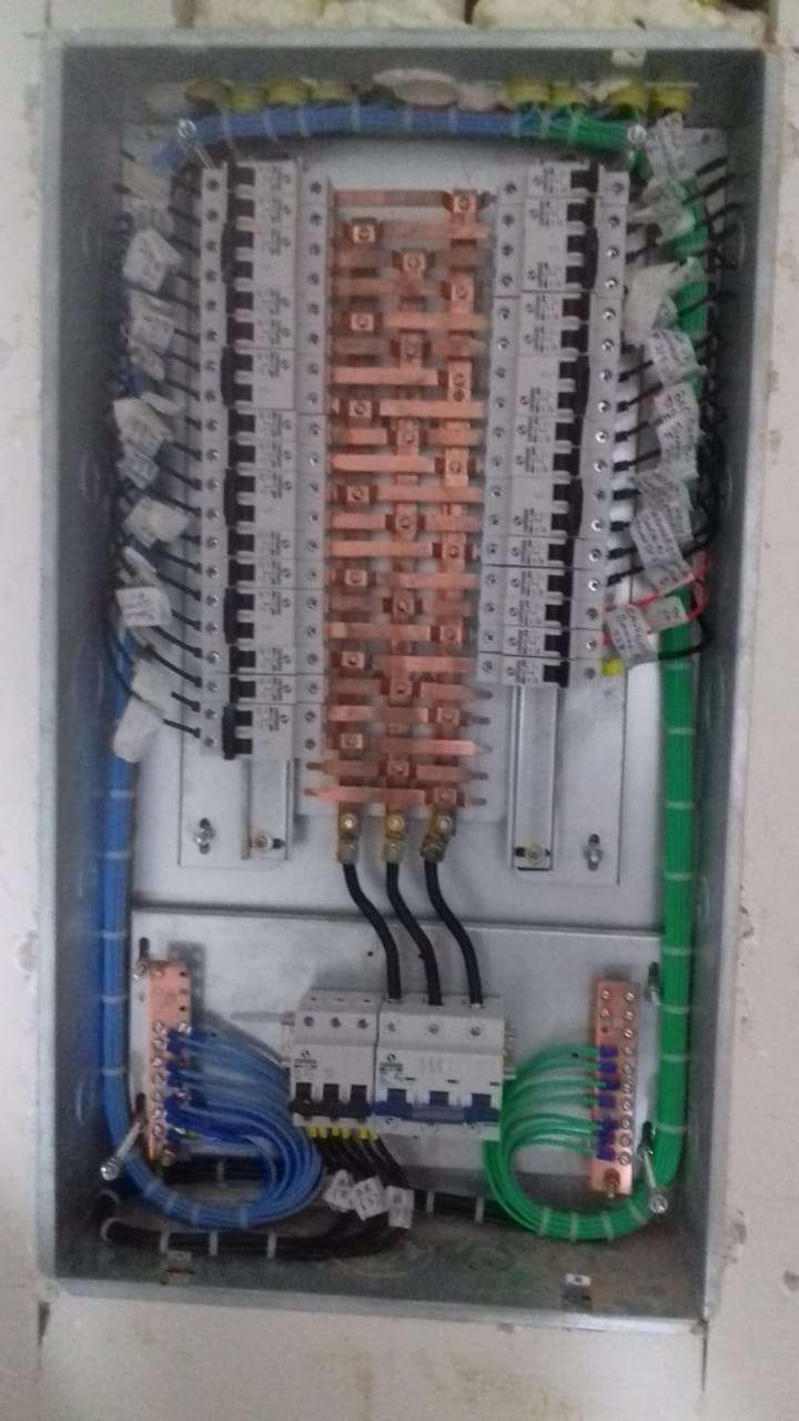 Eletricidade, ar-condicionado, alarmes, câmeras - Sintra - Reparação de Ar Condicionado