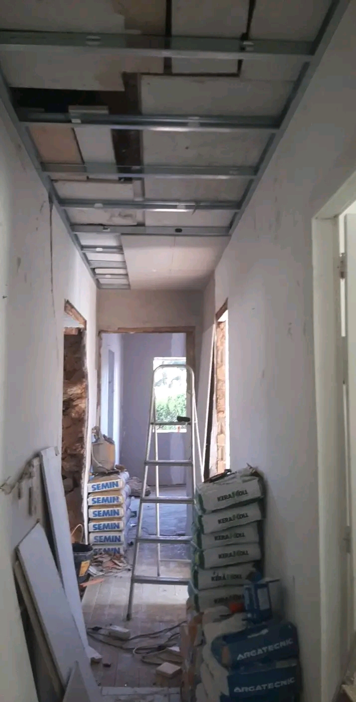 AS&SC REMODELAÇÃO E CONSTRUÇÃO - Santa Maria da Feira - Pose de moquette