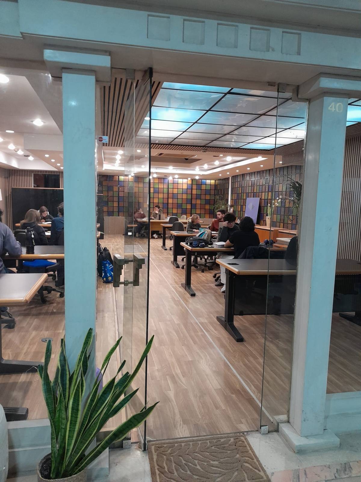 Cruz Academy - Lisboa - TOEFL-Training (Test of English as a Foreign Language)