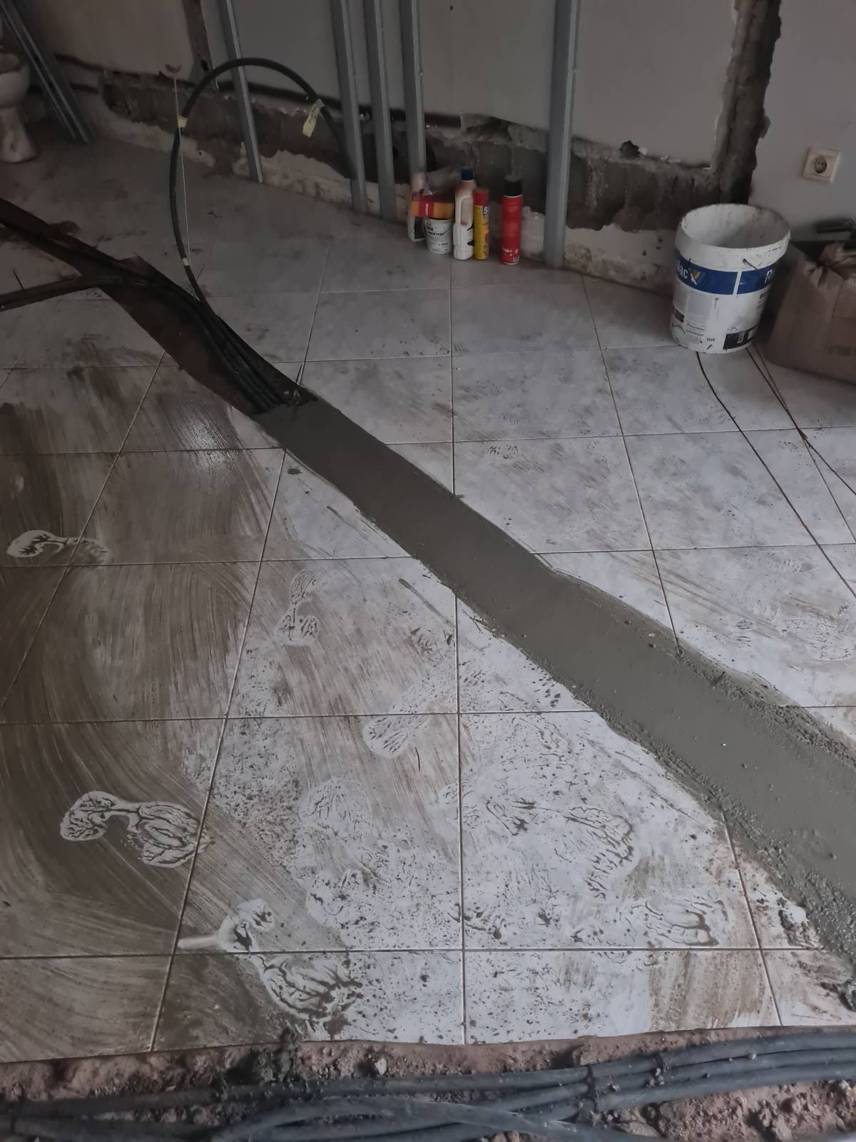 Luis Silva - Terras de Bouro - Instalación de ventiladores