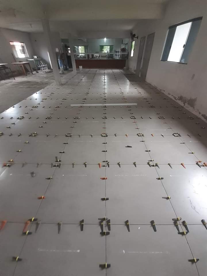 Jarbson figueredo ltda - Viana do Castelo - Stone or Tile Flooring Installation
