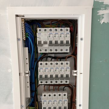 Ed_letricidade - Monforte - Instalación de ventiladores