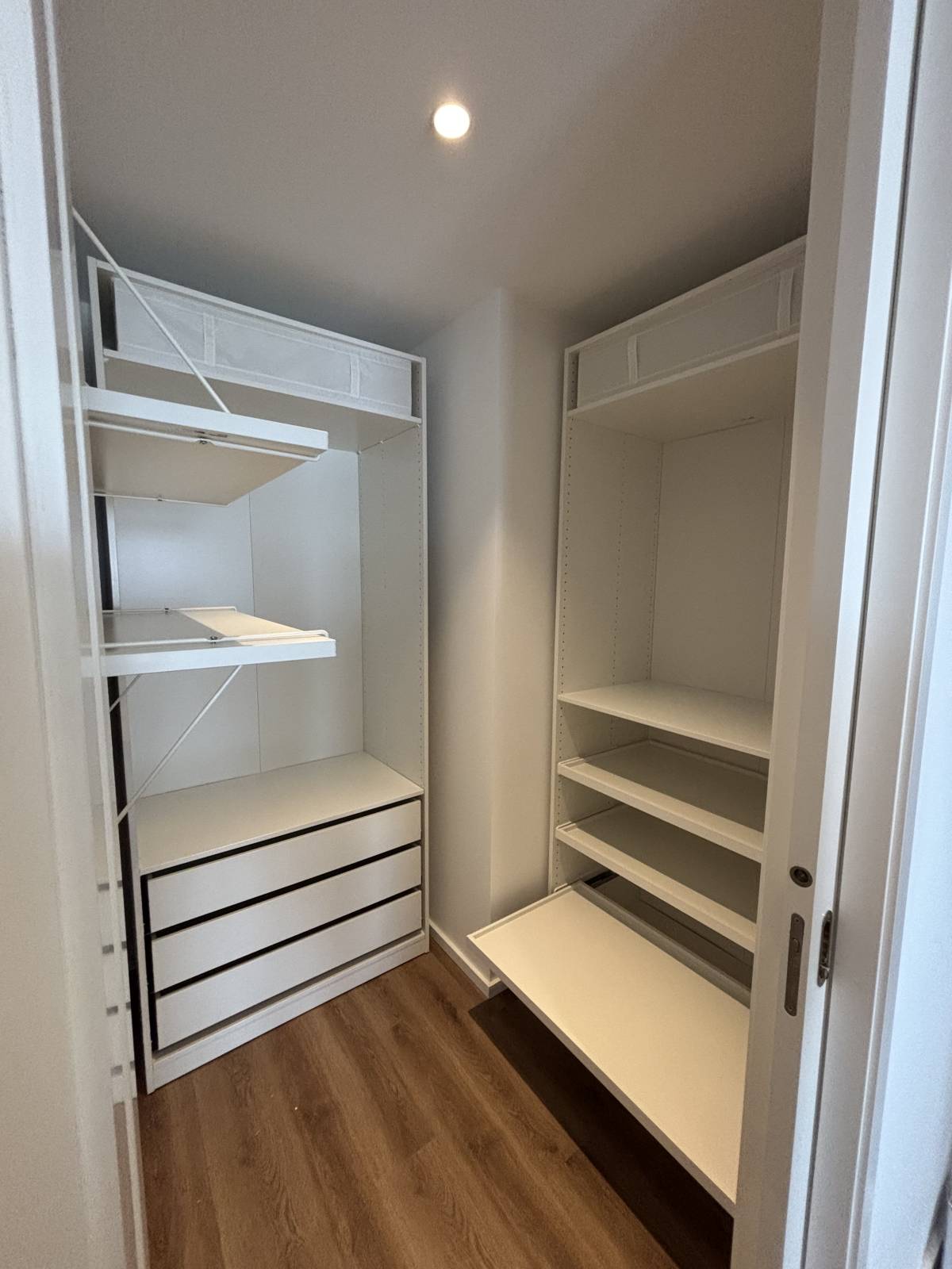 Especialista de Montagem de Mobiliário IKEA