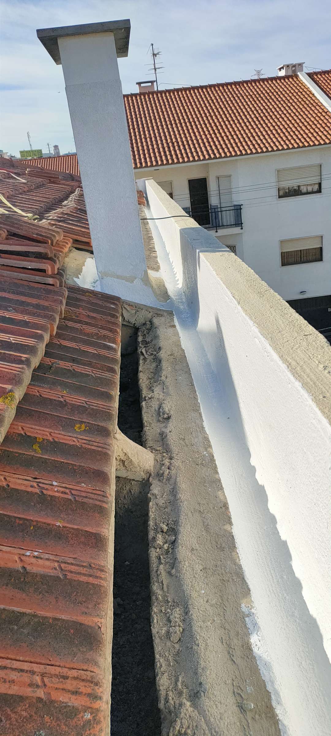 JD4 ALPINISMO - Lisboa - Limpeza de Telhado