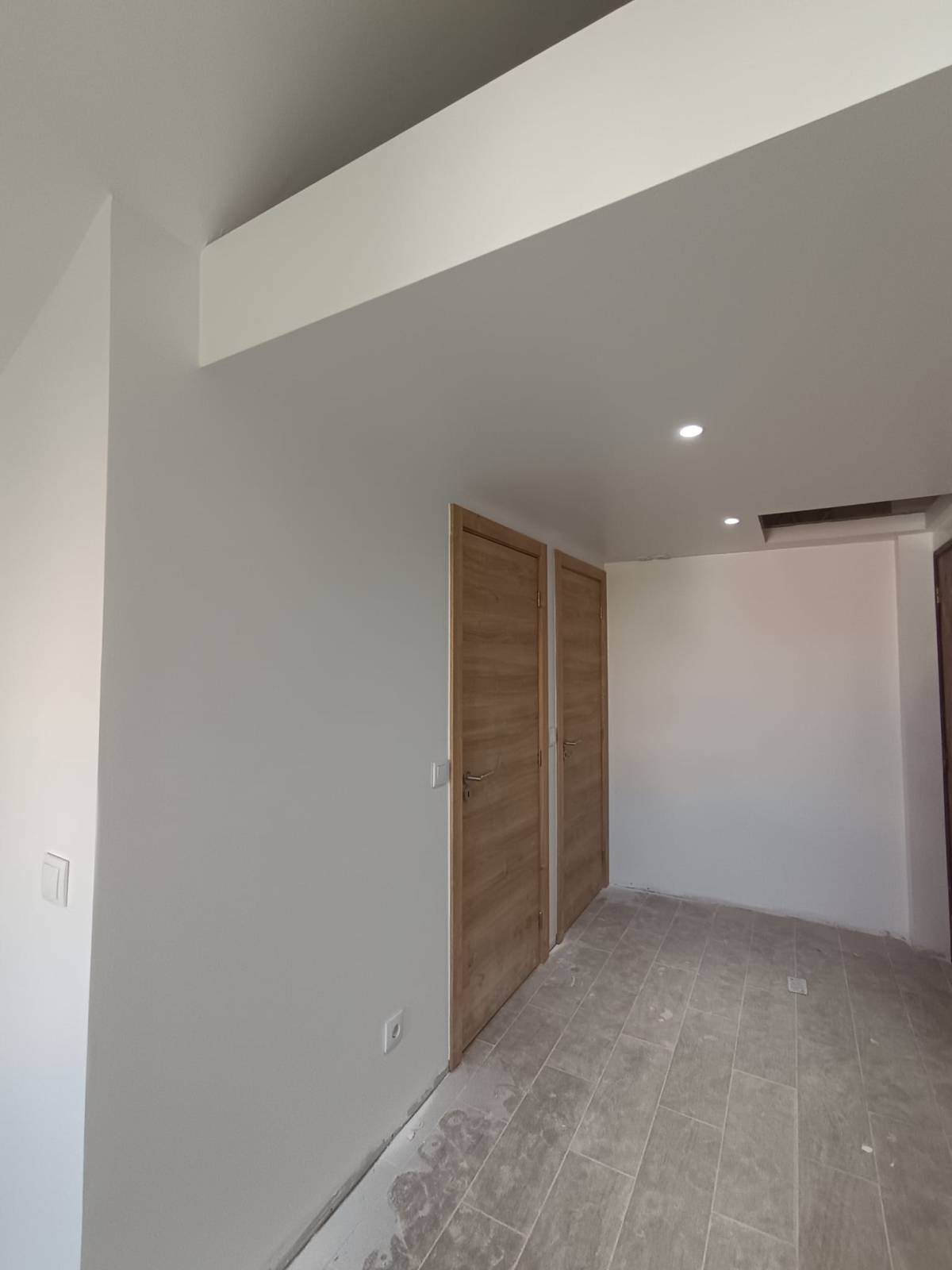 MAF Paint & Maintenance - Leiria - Holzverkleidung