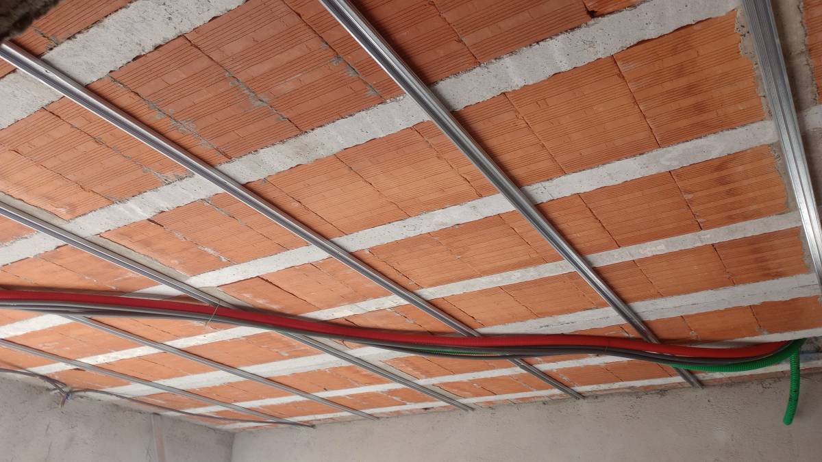 GUIMARÃES - Figueira da Foz - Construction