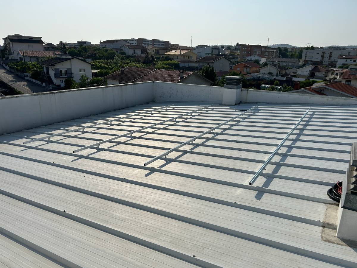 Volt Ampera - Vila Nova de Famalicão - Nettoyage ou inspection de panneaux solaires