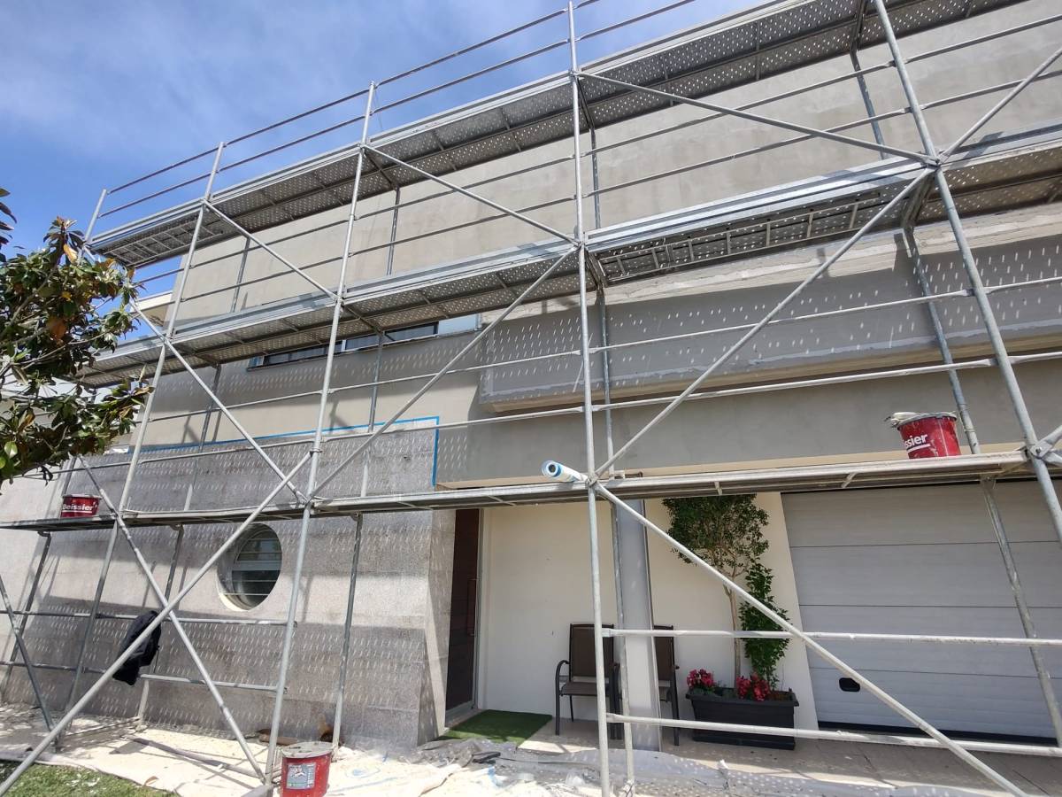 MV pinturas e acabamentos - Braga - Floor Tiling