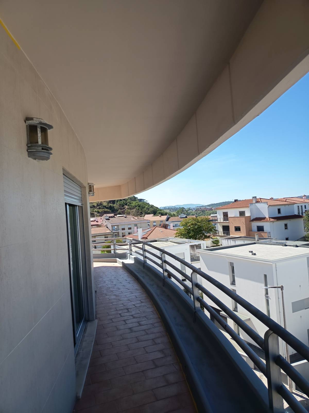 MAF Paint & Maintenance - Leiria - Grundstücksreinigung